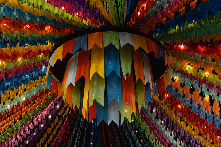 decoração teto festa junina aberta