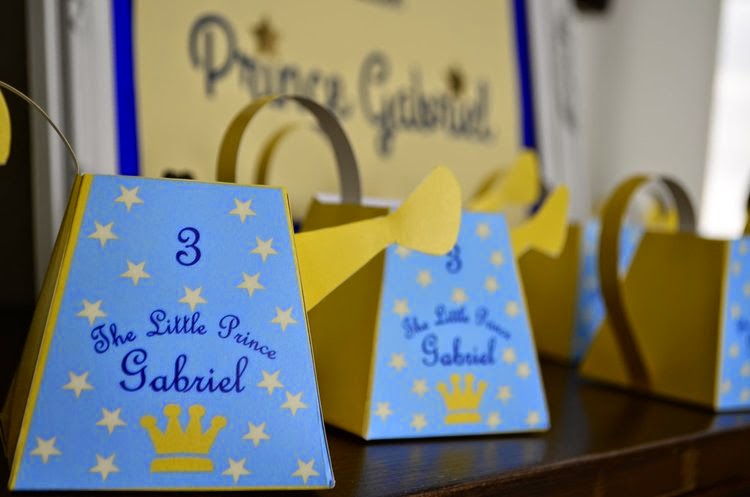 decoração festa príncipe azul dourado