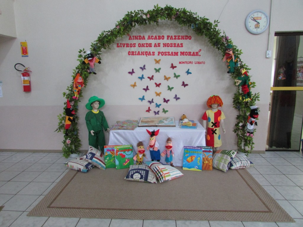 elementos de decoração para eventos literários