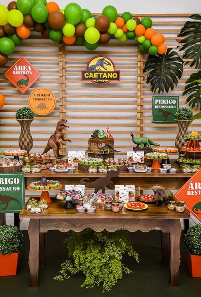 ideias festa jurassic park
