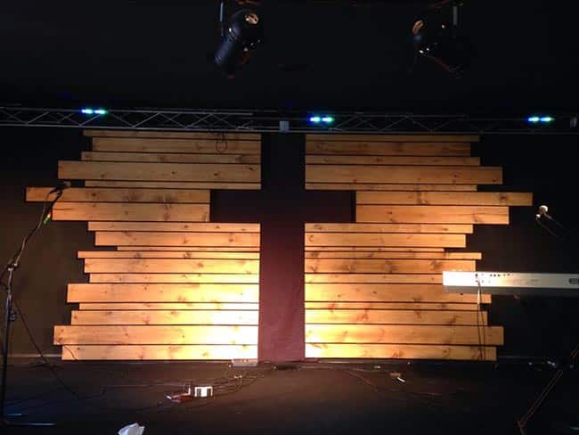 decoração igreja jovem sustentável