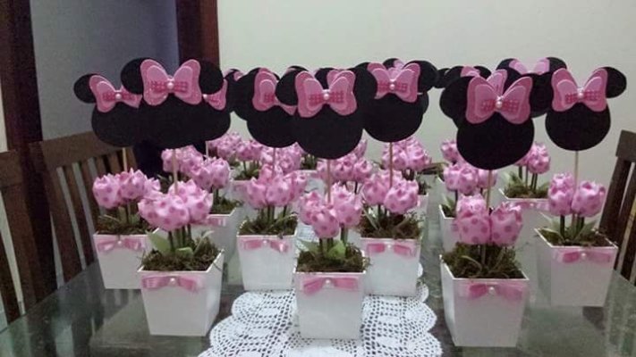 mesa decorada minnie rosa 1 ano
