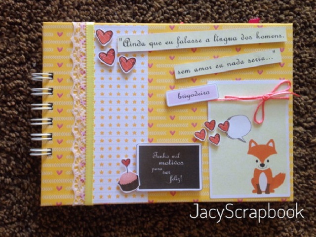 quadro de memórias scrapbook