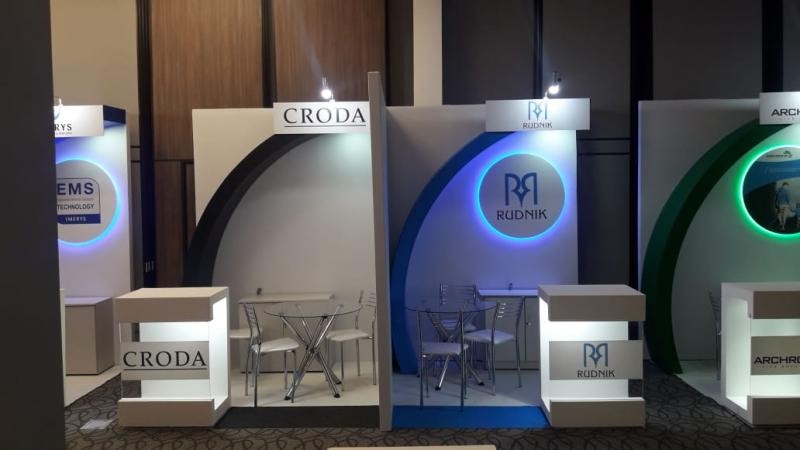 iluminação stand feira LED