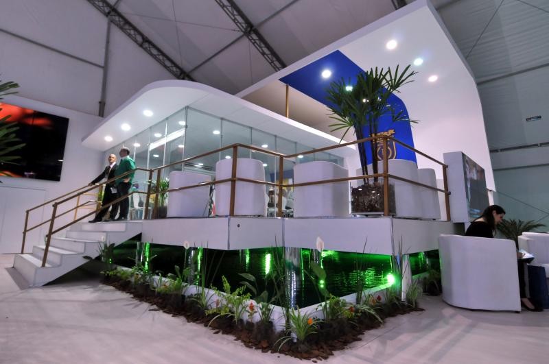 ponto de encontro em feira