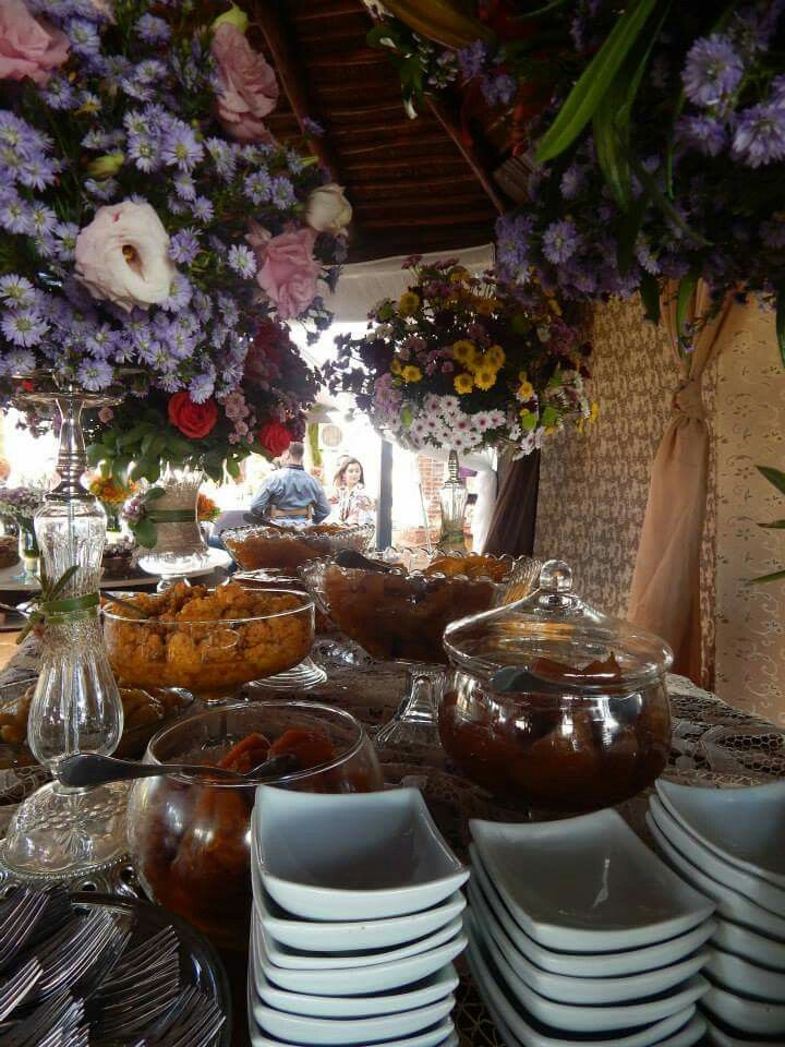 decoração de mesa de casamento econômica