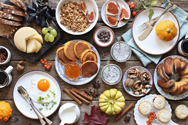 como organizar um brunch em casa