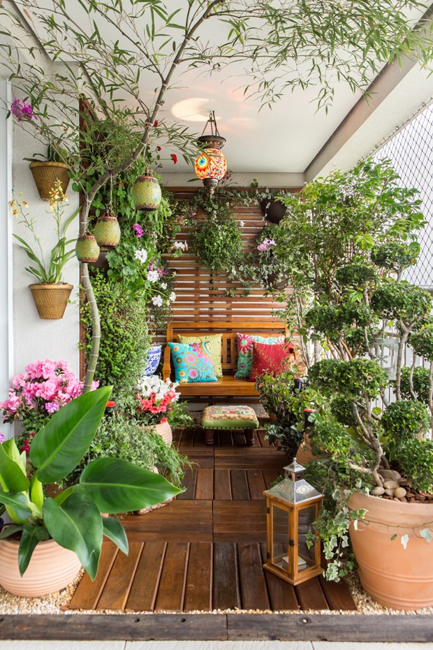 como fazer jardim em corredor estreito