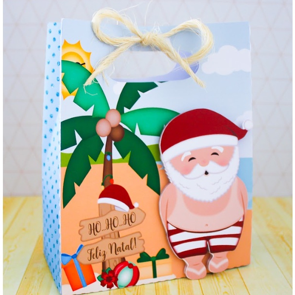 árvore de natal com frutas