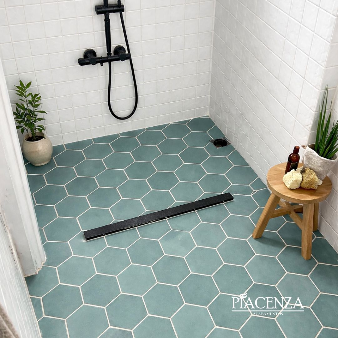 porcelanato hexagonal banheiro box