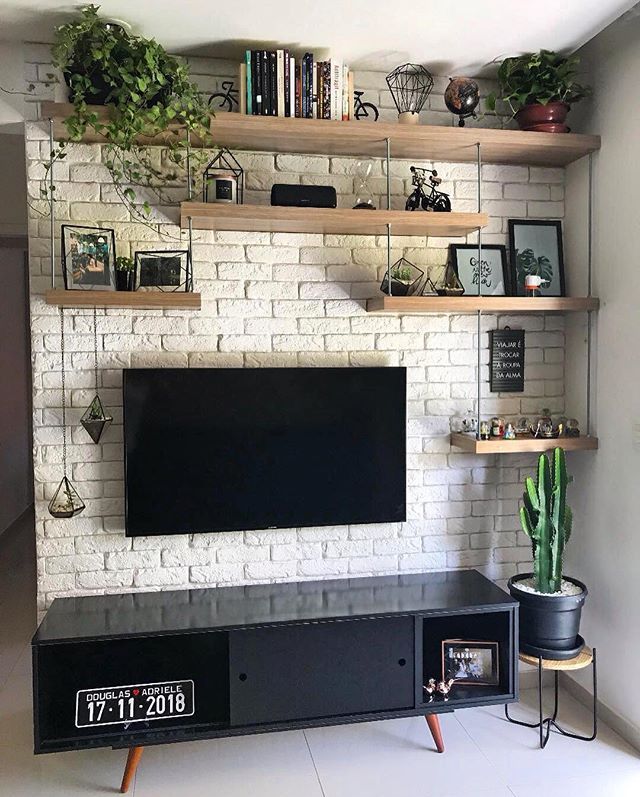 prateleira decorativa tv